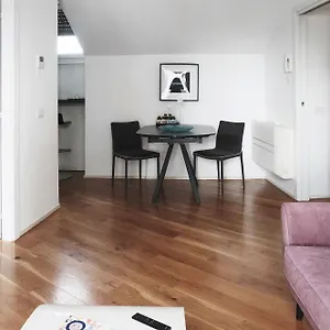 Comecasa Attic With Duomo View Апартаменты
